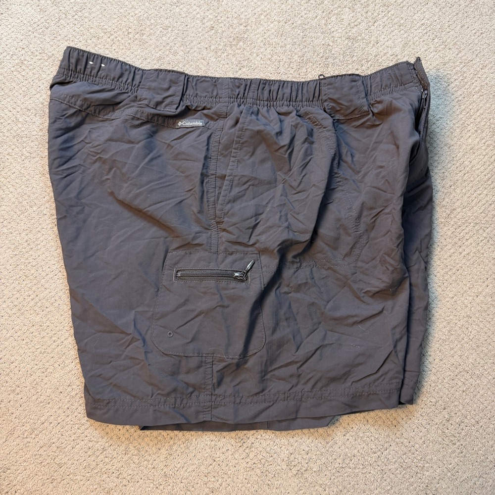 Vintage 2000s Columbia Sportswear Cargo Shorts Grey Mens Large 6 Inch Inseam